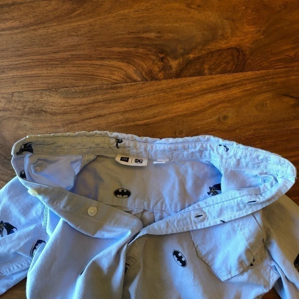Gap x DC Collaboration Batman Button Down Shirt